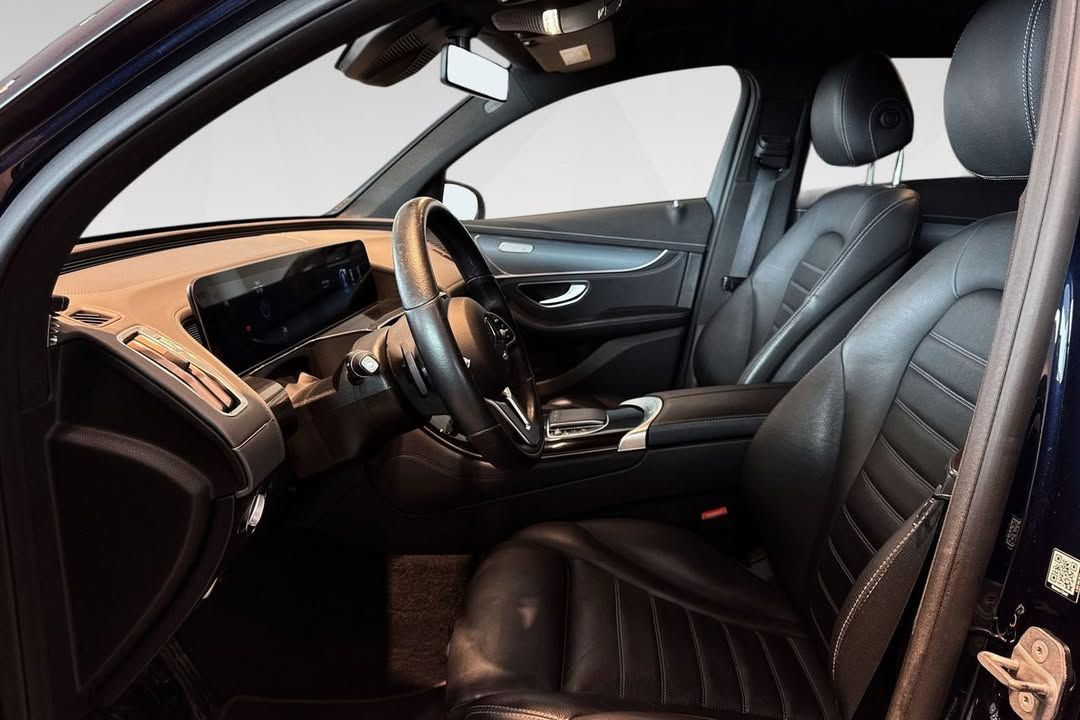 Mercedes-Benz EQC400 – 2020