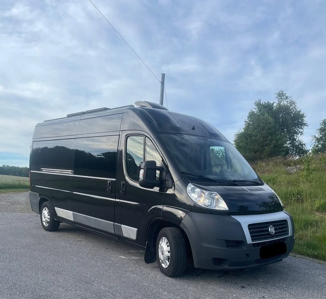 Fiat Ducato City aménagé en camping-car (modèle 2014, hiver 2023)