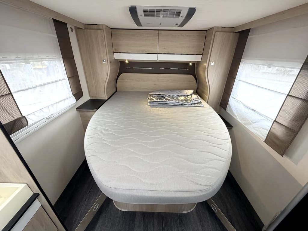 Camping-car : Chausson 718 XLB Édition Spéciale Ressort