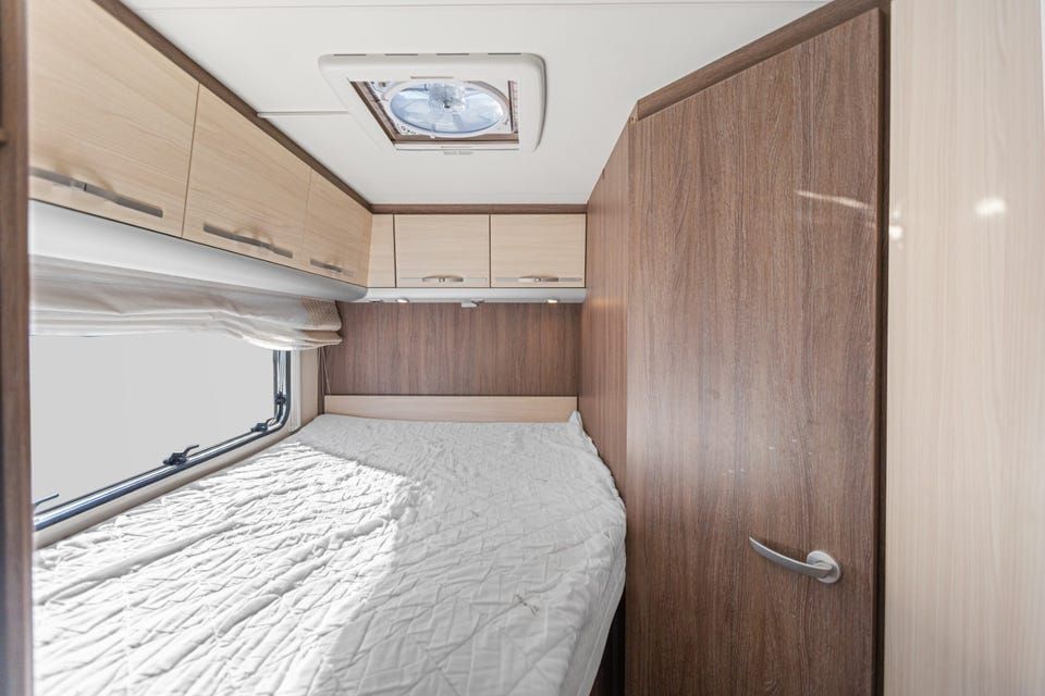Camping-car : Bürstner BT6603