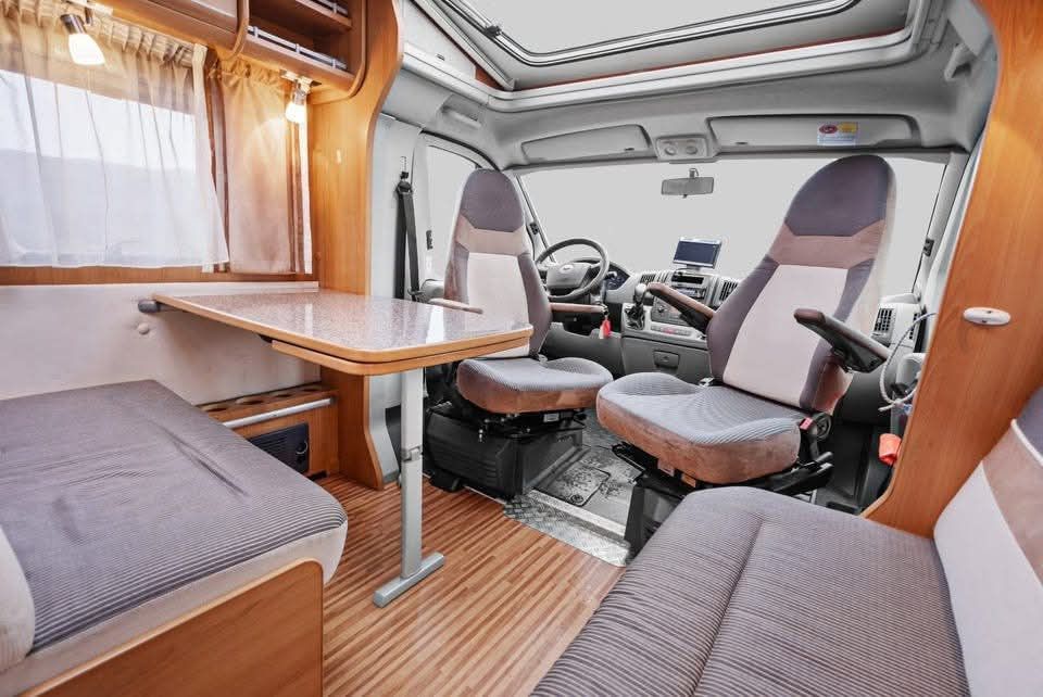 Autocaravana Dethleffs Advantage 6501