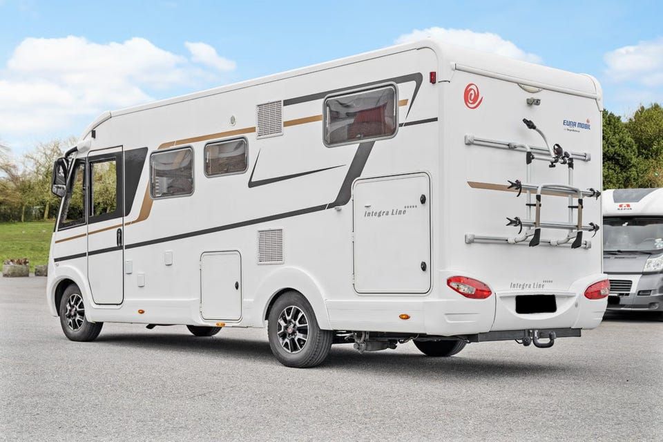 Camping-car : Eura Mobil IL 695 EB