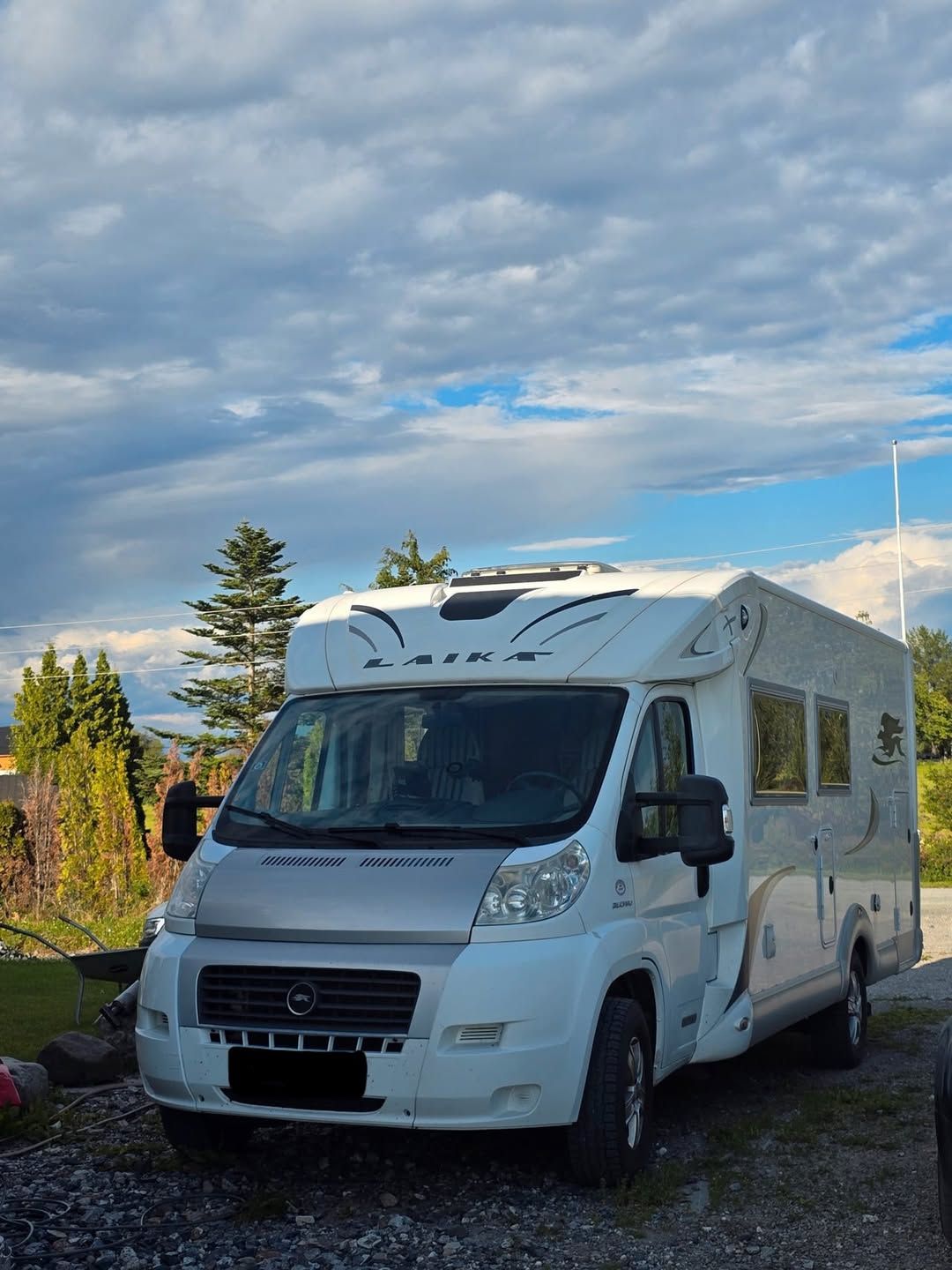 Laika X715R