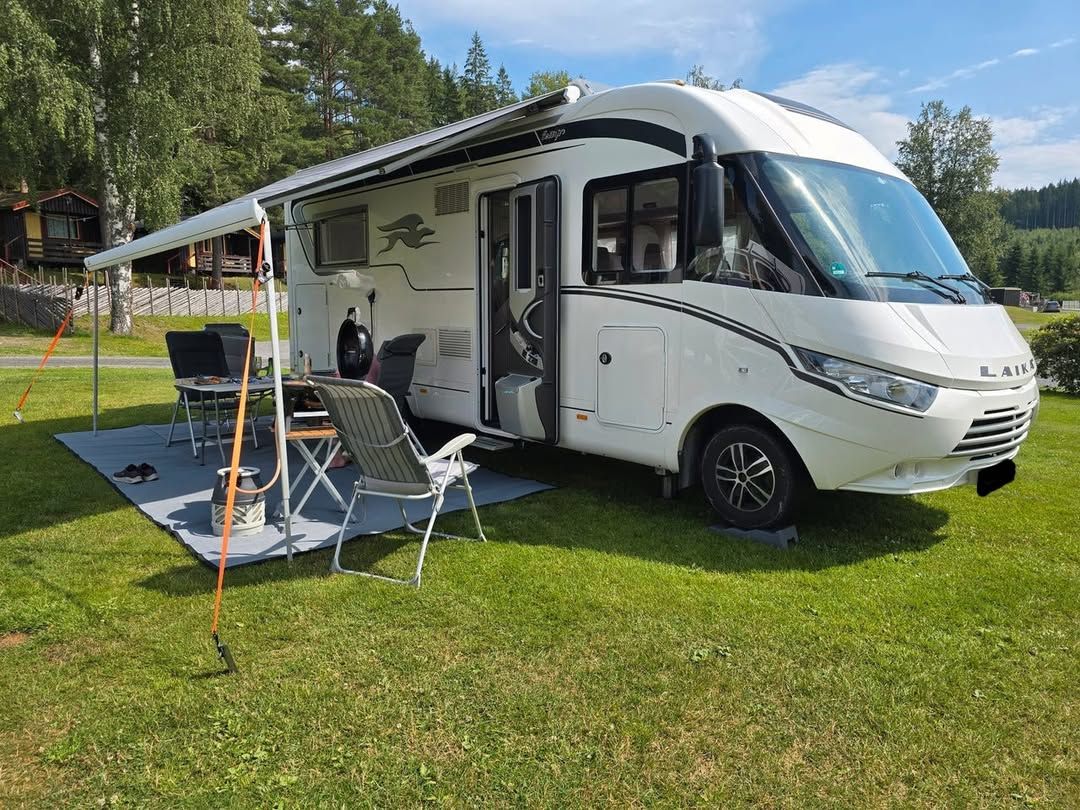Laika EQOVIP 712