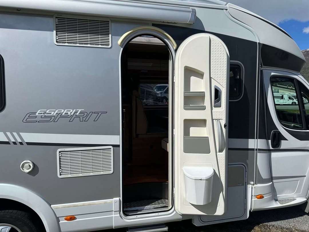Dethleffs Esprit T 7090