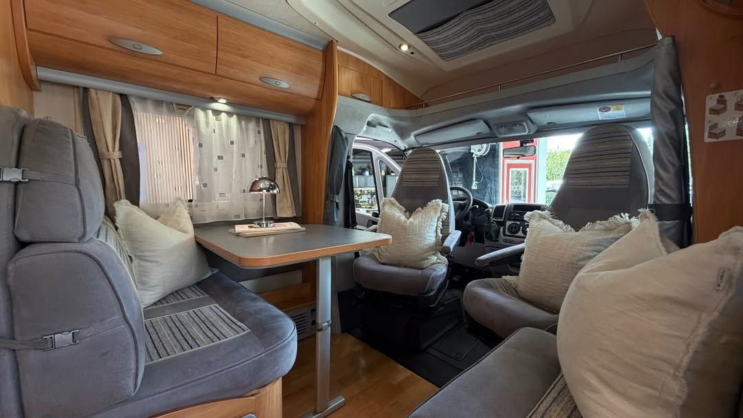 Adria Coral Silver S660SL