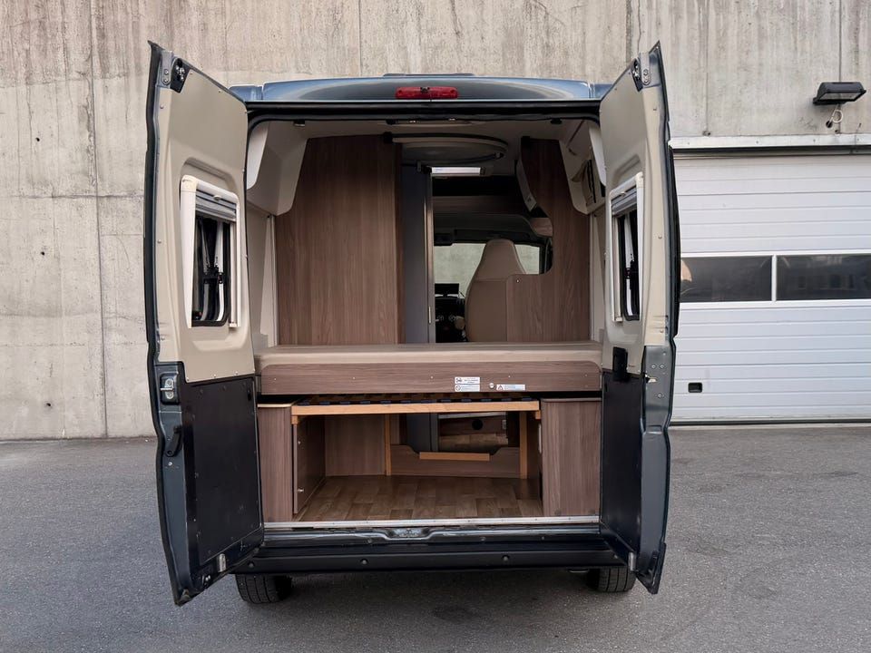 Camping-car : Knaus R69