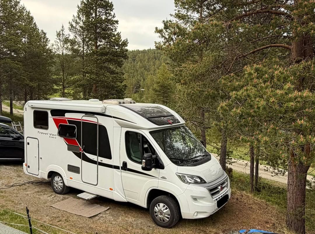 Burstner BT5902