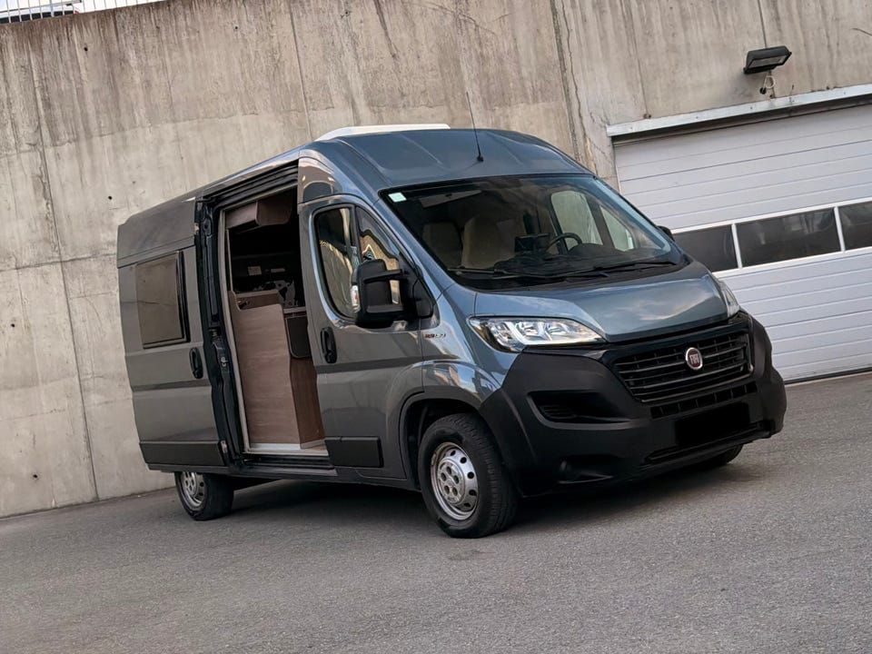 Camping-car : Knaus R69